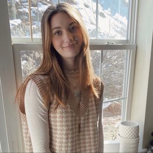 Meet your Posher, Cece